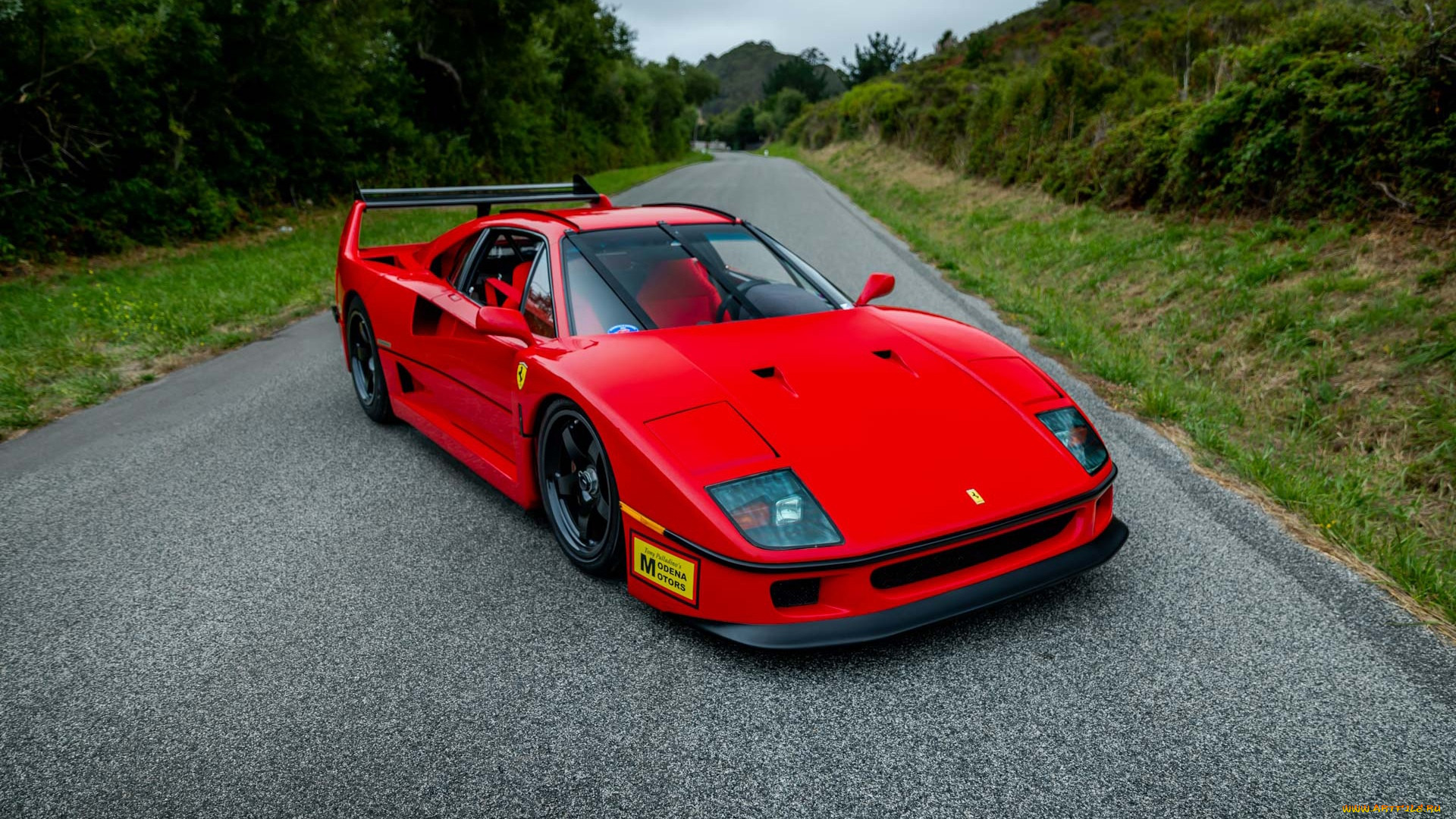 Ferrari f40 зеленая